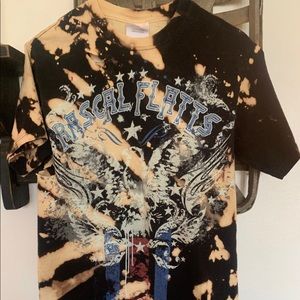Bleached band tshirt